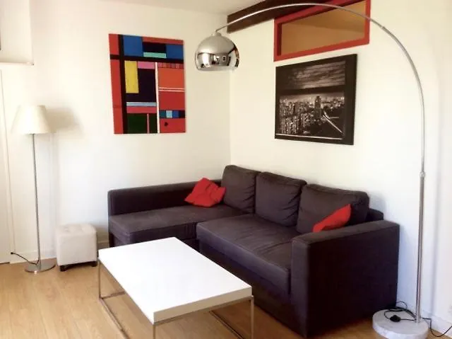 2 Pieces Hyper Centre De La Rochelle, Proche Du Port Et De La Appartement *